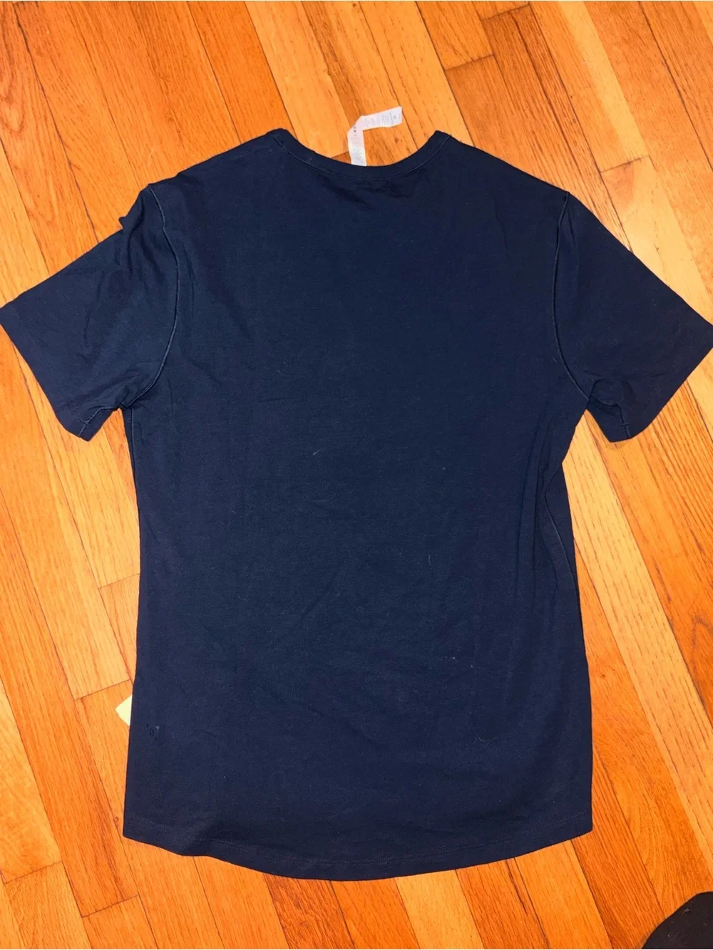 Lululemon Crew Neck T-Shirt Medium - Picture 8 of 8